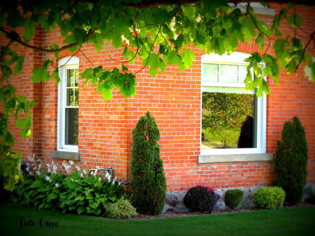 Heathcote Haven Bed & Breakfast Clarksburg Exterior photo